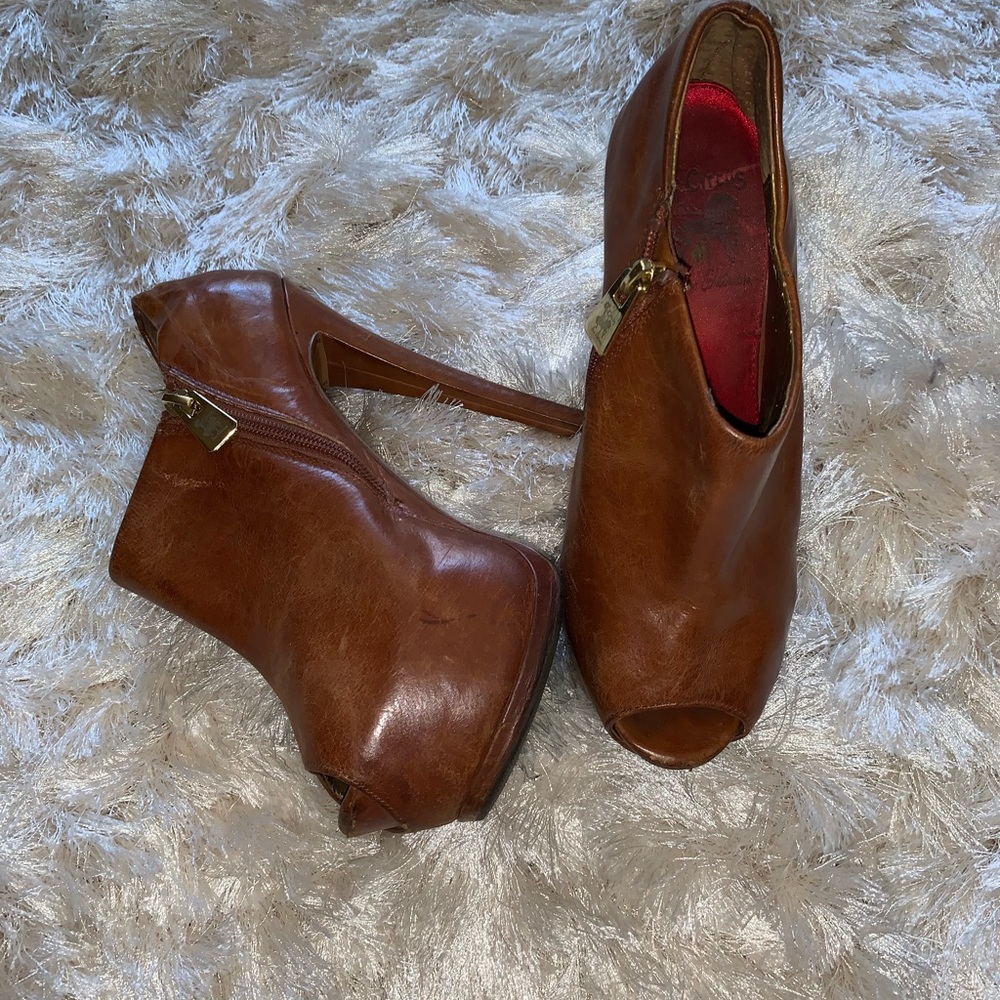 Tan leather platform heel by circus Sam Edelman